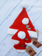 Load image into Gallery viewer, Dog's Life Christmas Hat