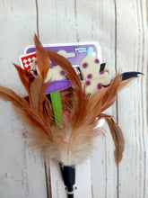 Load image into Gallery viewer, Gigwi Feather Teaser Cat Wand with Natural Feathers and Handle