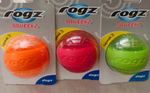 Load image into Gallery viewer, Rogz Squeekz Dog Fetch Ball
