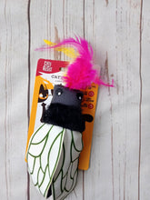 Load image into Gallery viewer, Cat&#39;s Life Black Bettle Cat Toy with Feathers and Catnip
